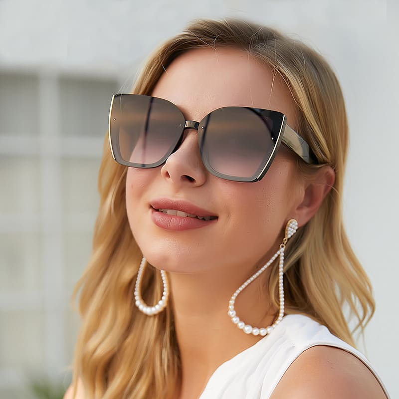 Occhiali da sole “Occhi di Gatto” Ultra Fashion