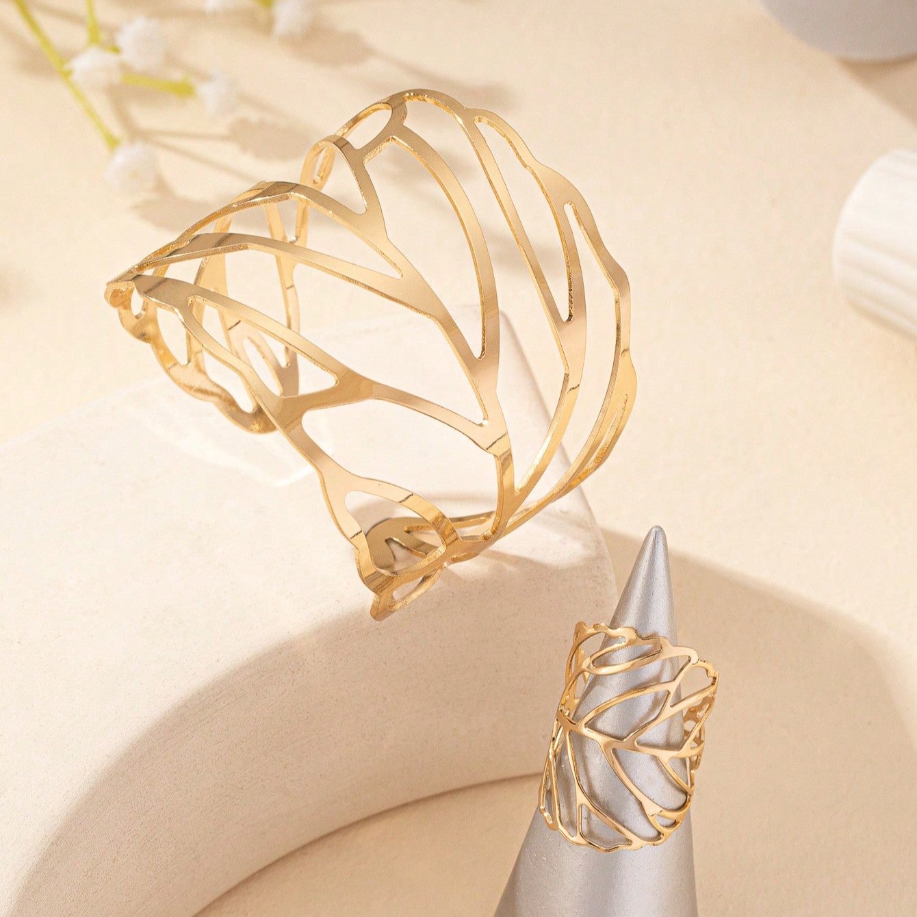 Set foglia: 1 bracciale e 1 anello