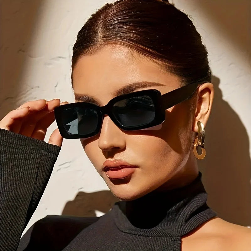 Occhiali da Sole Femminili Modello Lattes