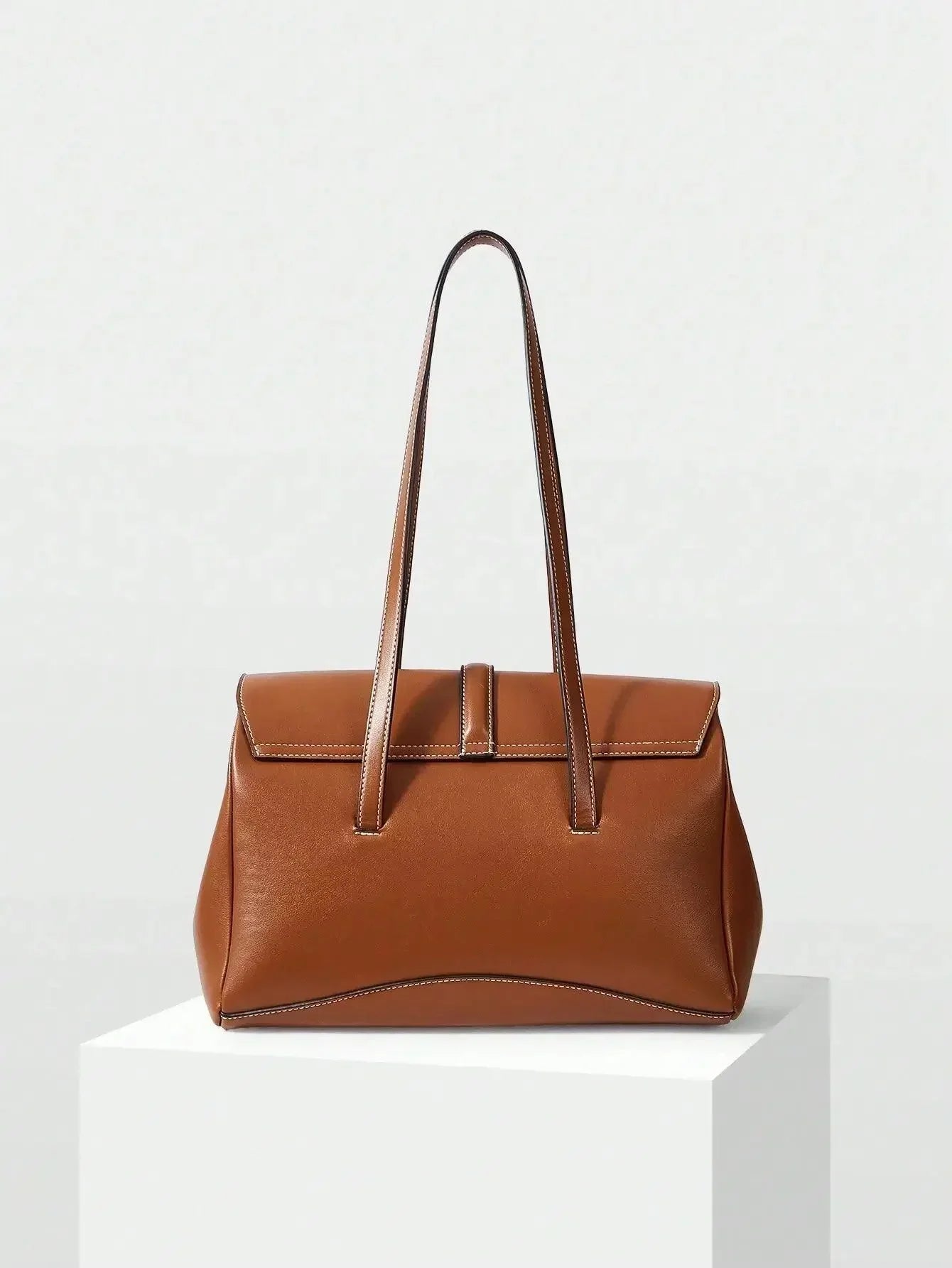Borsa da donna a spalla con dettaglio fibbia “Fiorella”