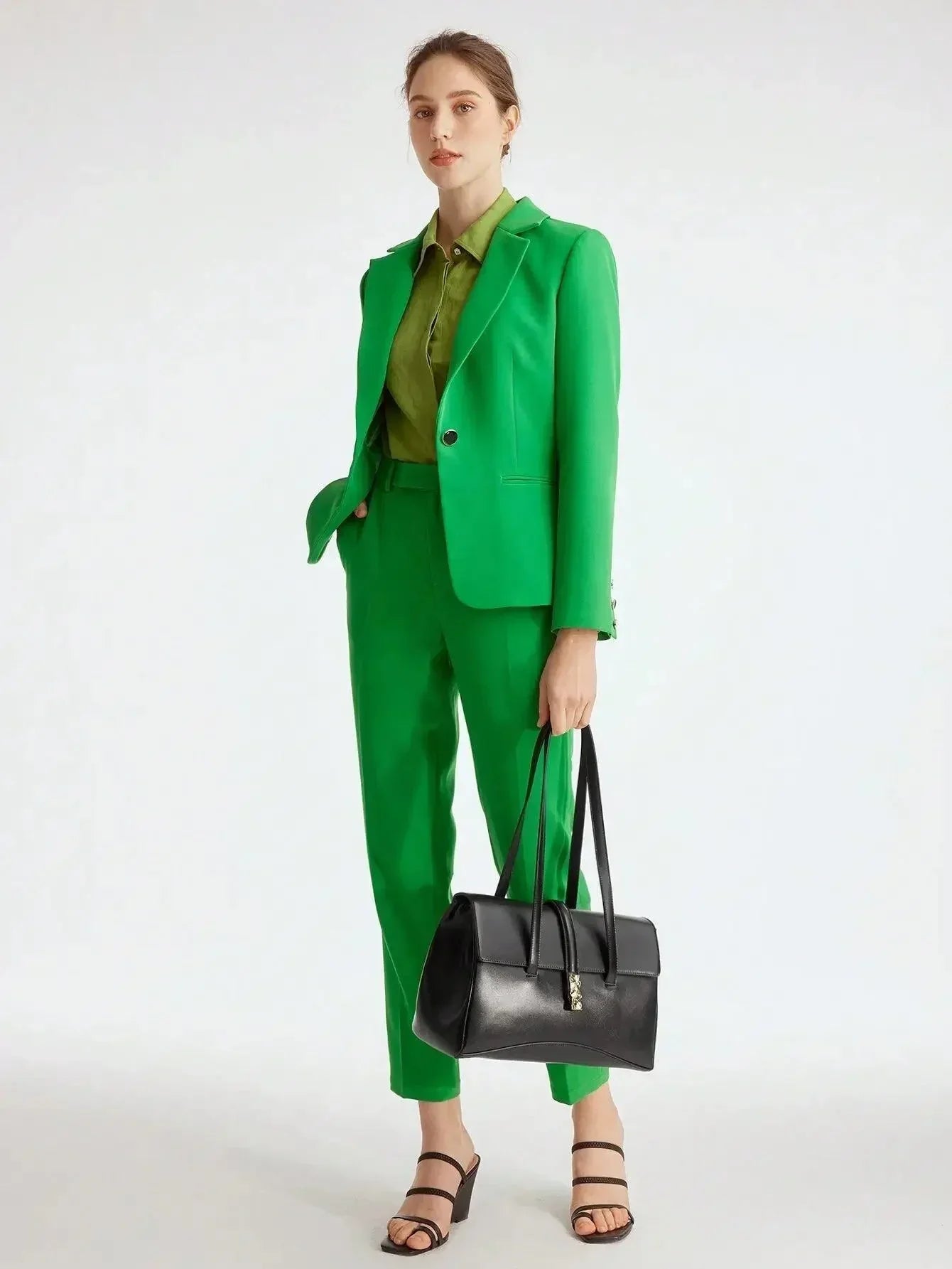 Borsa da donna a spalla con dettaglio fibbia “Fiorella”