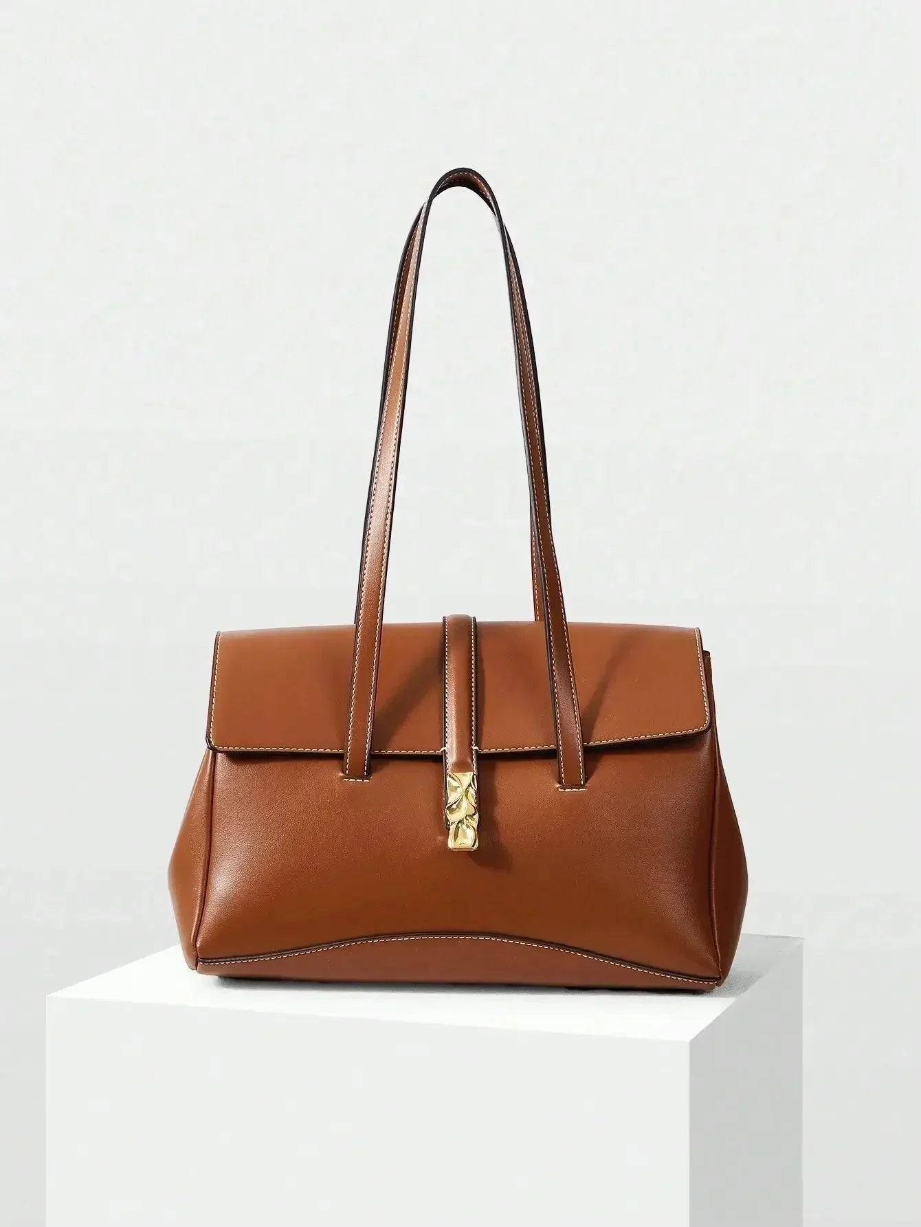 Borsa da donna a spalla con dettaglio fibbia “Fiorella”